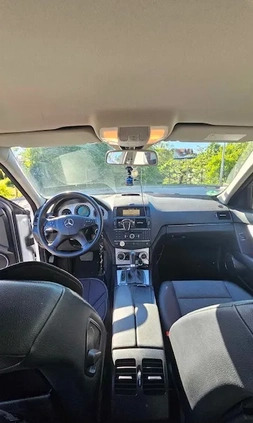 Mercedes-Benz Klasa C cena 31500 przebieg: 208500, rok produkcji 2008 z Krynki małe 92